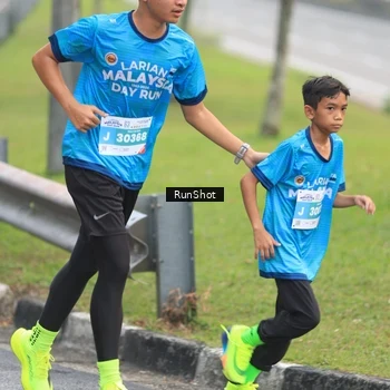 Runner Photo 7024193