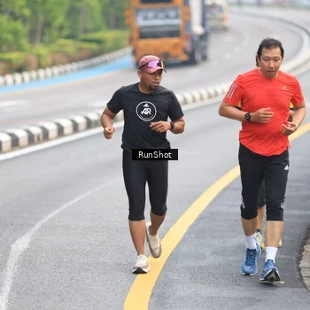 Runner Photo 7024212