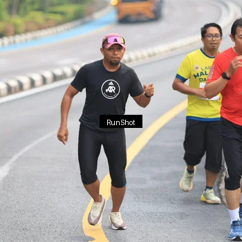 Runner Photo 7024220