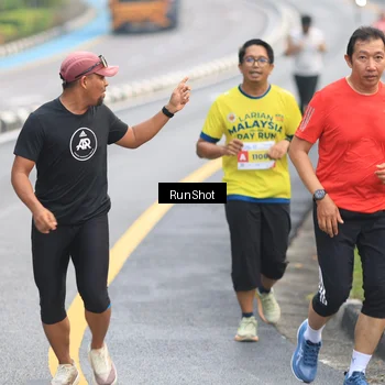 Runner Photo 7024222
