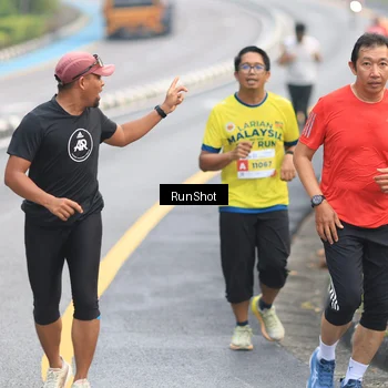 Runner Photo 7024224