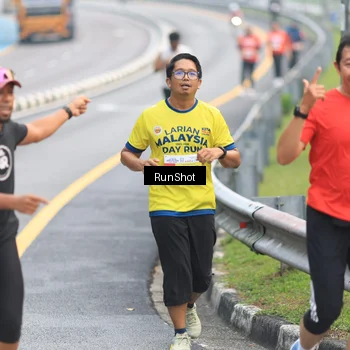 Runner Photo 7024229
