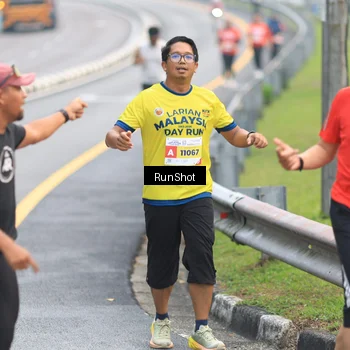 Runner Photo 7024233