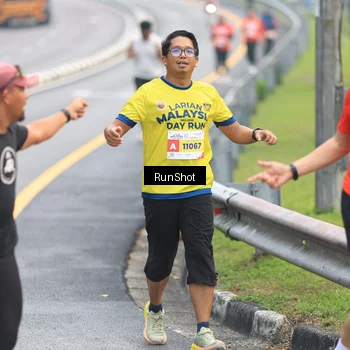 Runner Photo 7024235