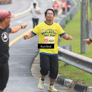 Runner Photo 7024236