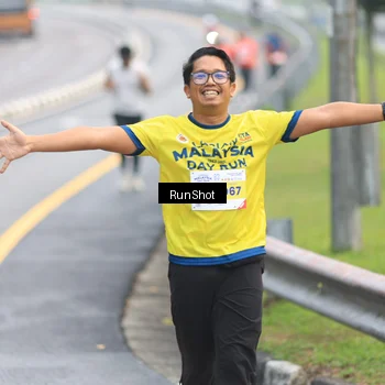 Runner Photo 7024245