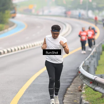 Runner Photo 7024281