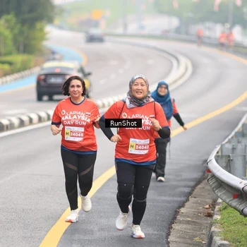 Runner Photo 7024327