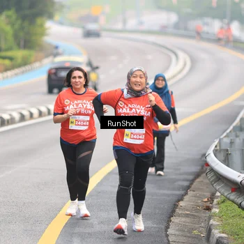 Runner Photo 7024329
