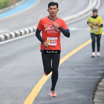 Runner Photo 7024342
