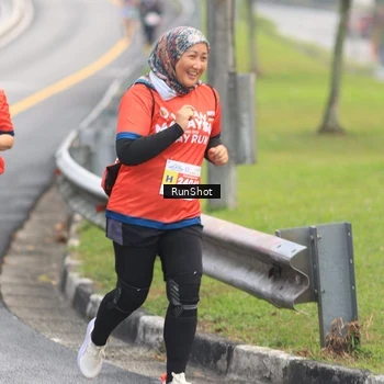 Runner Photo 7024347