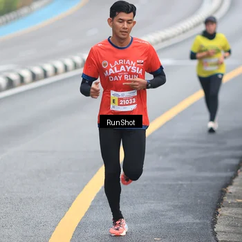 Runner Photo 7024365