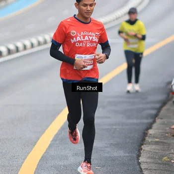 Runner Photo 7024377