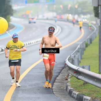 Runner Photo 7024378