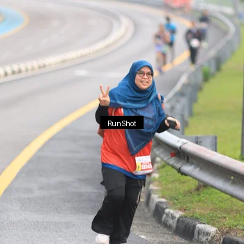 Runner Photo 7024381