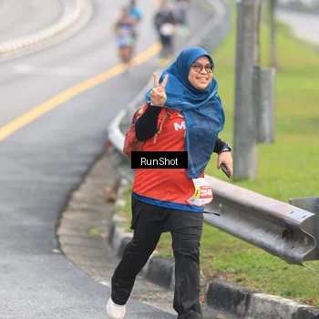 Runner Photo 7024386