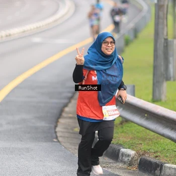 Runner Photo 7024398