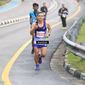 Runner Photo 7024424