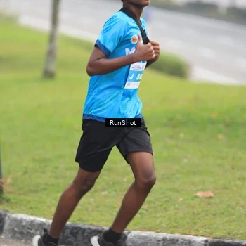 Runner Photo 7024444