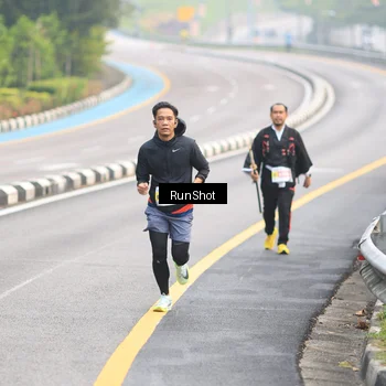Runner Photo 7024454
