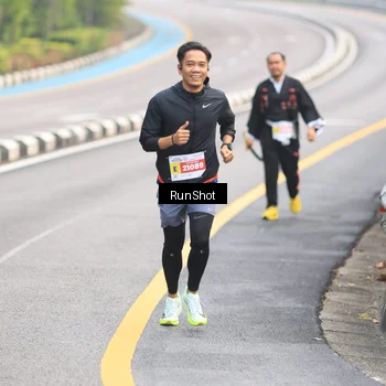 Runner Photo 7024461