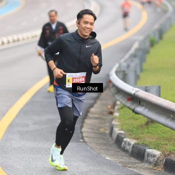 Runner Photo 7024462