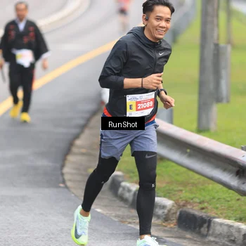 Runner Photo 7024465