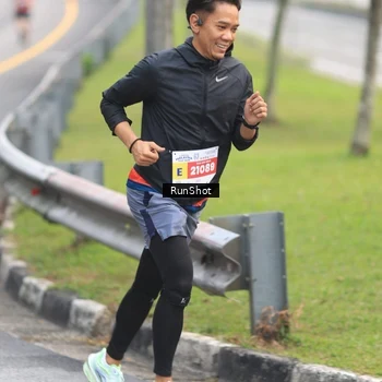 Runner Photo 7024474