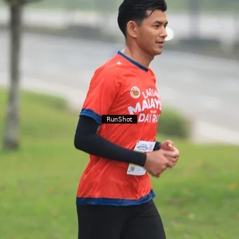 Runner Photo 7024540