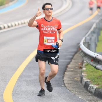 Runner Photo 7024542