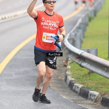 Runner Photo 7024548