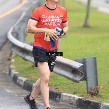 Runner Photo 7024552