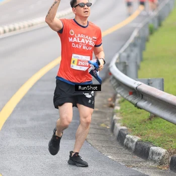 Runner Photo 7024568