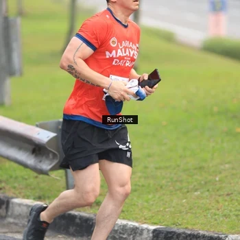 Runner Photo 7024569