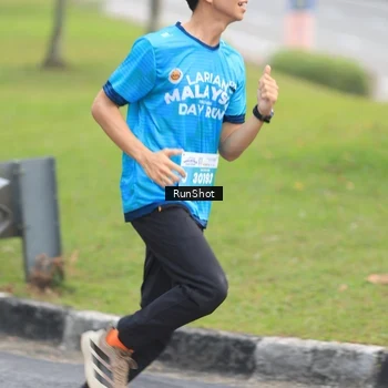 Runner Photo 7024576