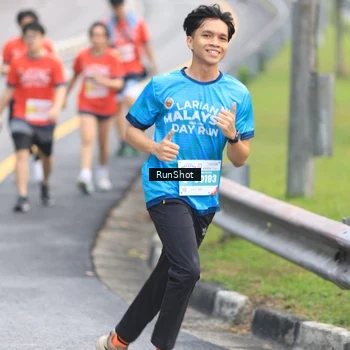 Runner Photo 7024580