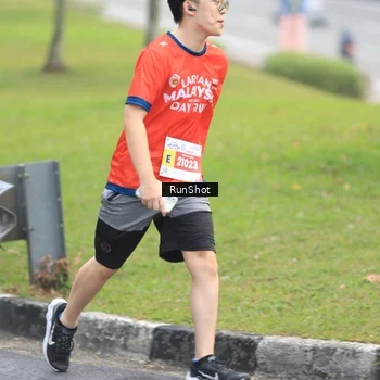 Runner Photo 7024589