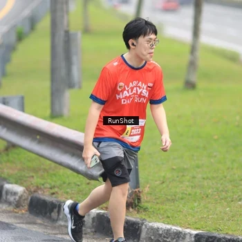 Runner Photo 7024591