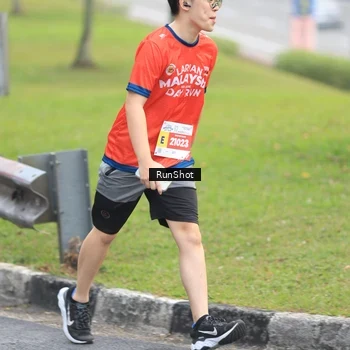 Runner Photo 7024592