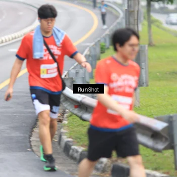 Runner Photo 7024610