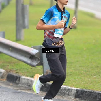 Runner Photo 7024650