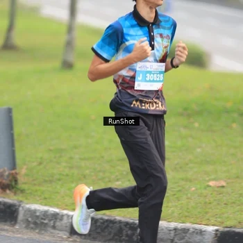 Runner Photo 7024651