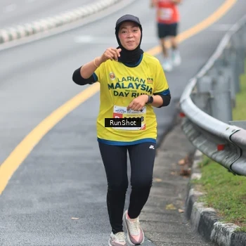 Runner Photo 7024657