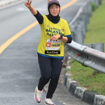 Runner Photo 7024663