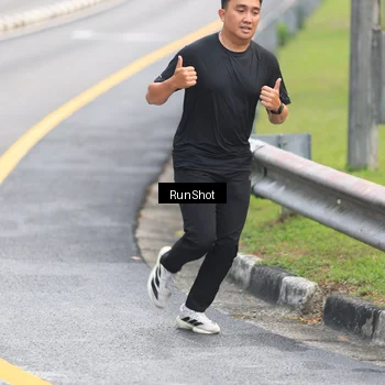Runner Photo 7024680