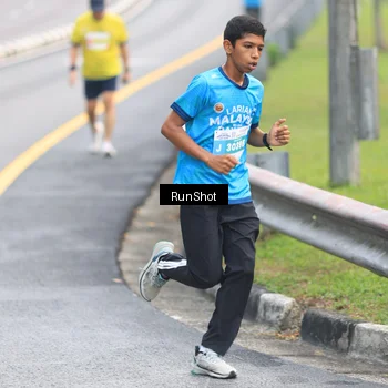 Runner Photo 7024689