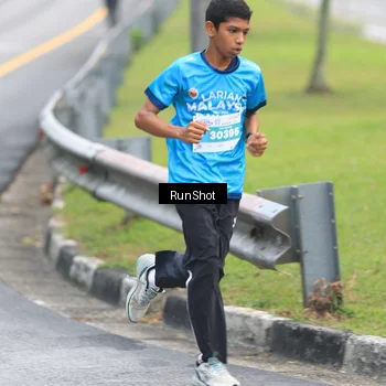 Runner Photo 7024695