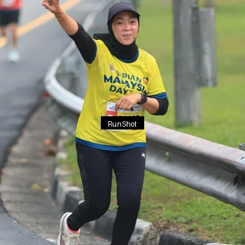 Runner Photo 7024708
