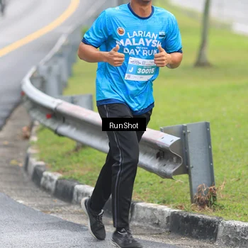 Runner Photo 7024713