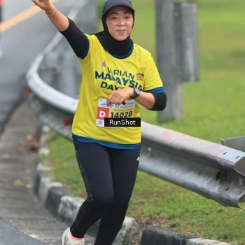 Runner Photo 7024725